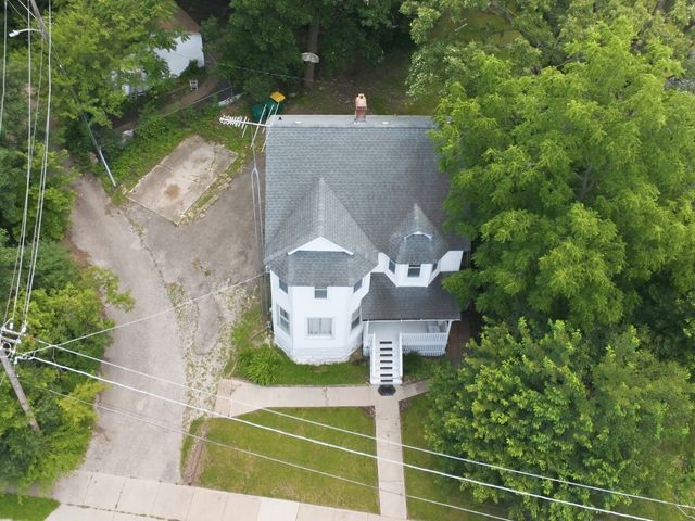 458 Winston Avenue, Joliet, IL 60433