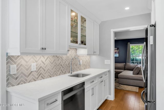 37 Grand Teton Avenue, Howell, NJ 07731