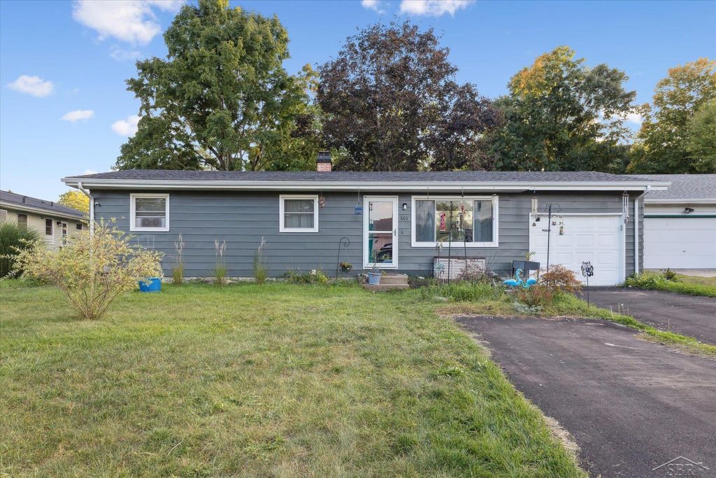 601 Ann Drive, Berrien Springs, MI 49103
