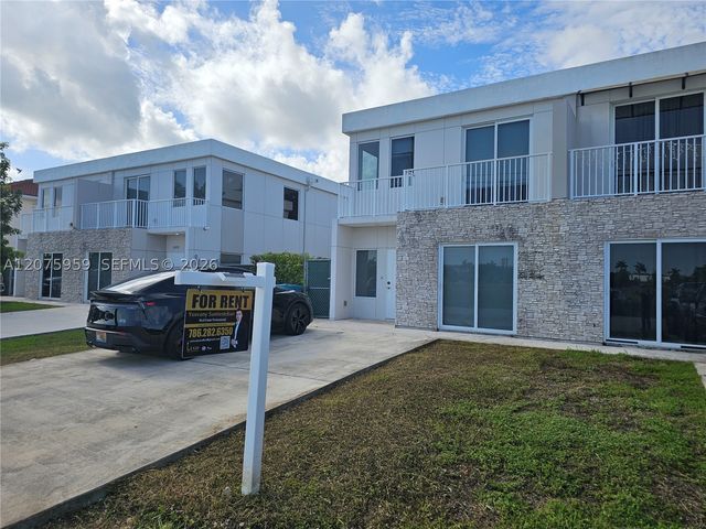 13660 SW 260th St, Homestead, FL 33032
