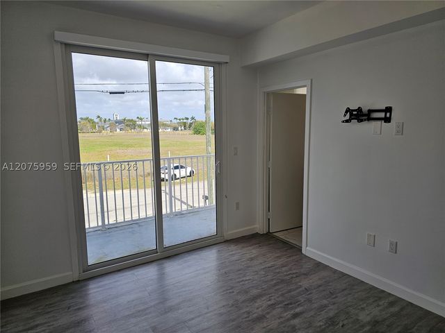 13660 SW 260th St, Homestead, FL 33032