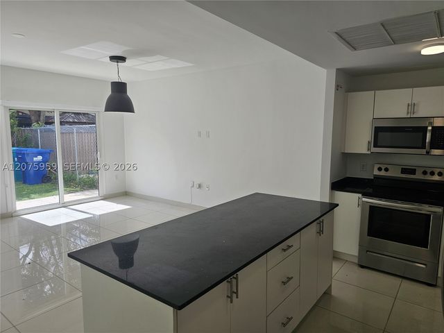 13660 SW 260th St, Homestead, FL 33032