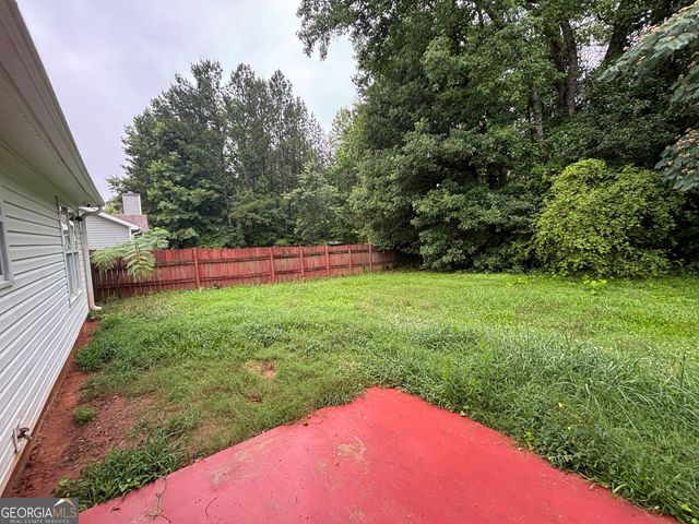 43 Canterbury Drive, Grantville, GA 30220