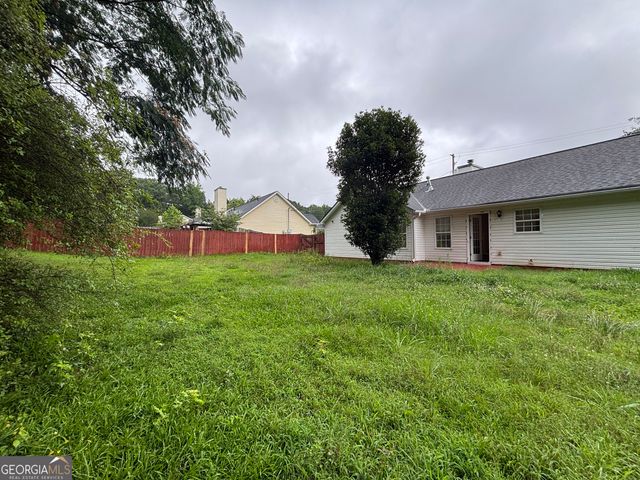 43 Canterbury Drive, Grantville, GA 30220