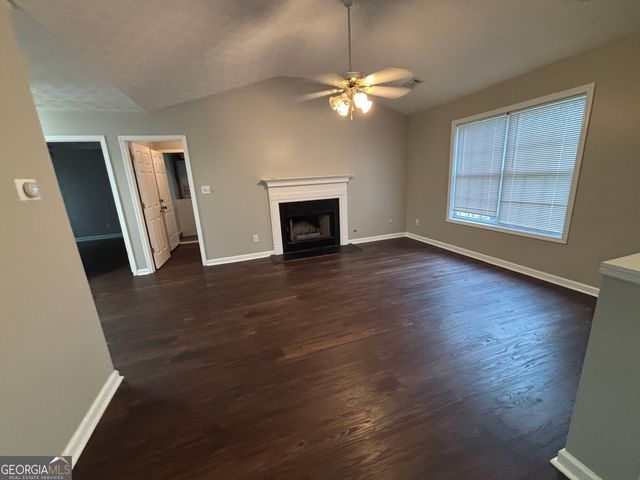 43 Canterbury Drive, Grantville, GA 30220