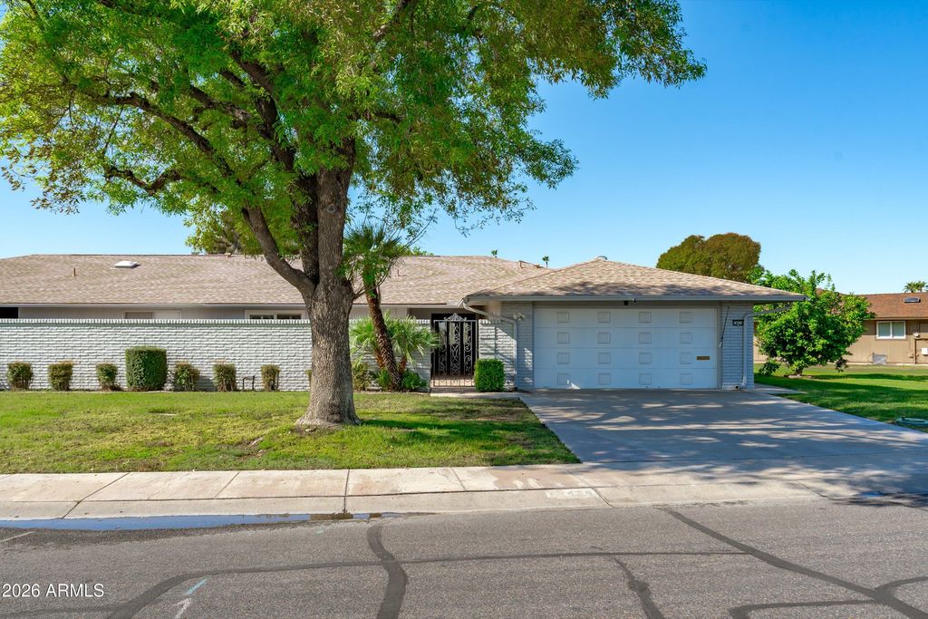 18414 N 99TH Drive, Sun City, AZ 85373 — photo 5