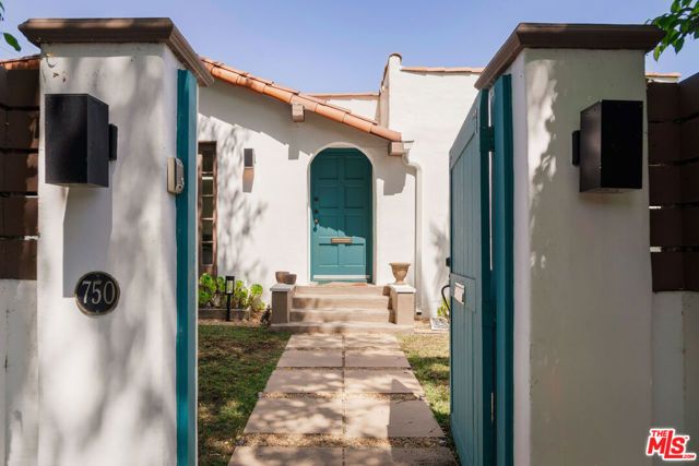 750 N Stanley Avenue, Los Angeles, CA 90046