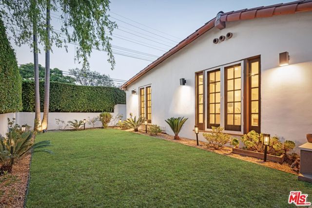 750 N Stanley Avenue, Los Angeles, CA 90046