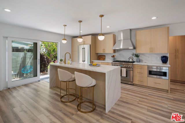 750 N Stanley Avenue, Los Angeles, CA 90046