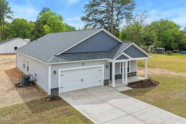 4052 Lofton Street, Wade, NC 28395