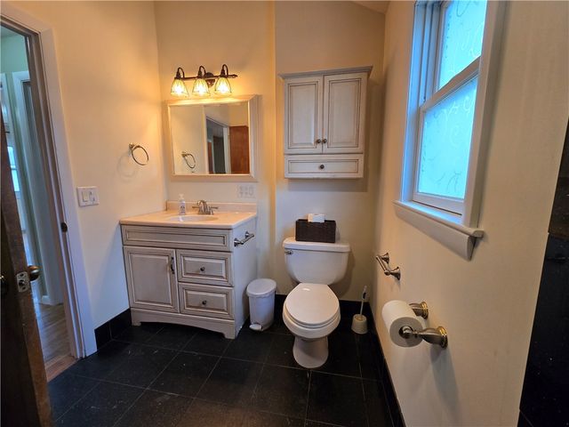 25 Winslow Street, East Providence, RI 02915