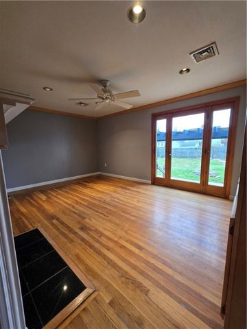 25 Winslow Street, East Providence, RI 02915