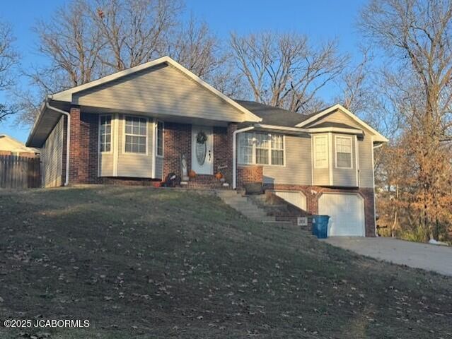 205 CHURCHVIEW DRIVE, Jefferson City, MO 65109