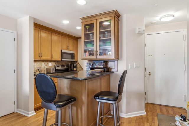 185 W Park Avenue 406, Long Beach, NY 11561