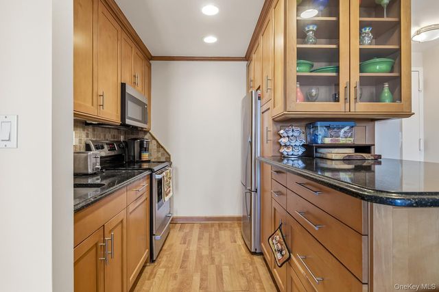 185 W Park Avenue 406, Long Beach, NY 11561