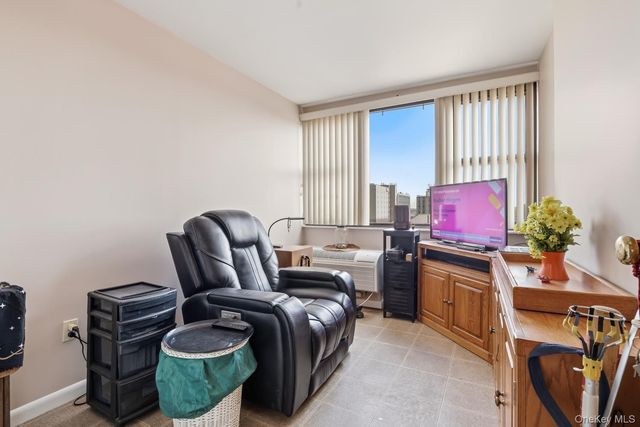 185 W Park Avenue 406, Long Beach, NY 11561