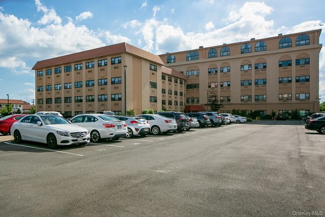 185 W Park Avenue 406, Long Beach, NY 11561