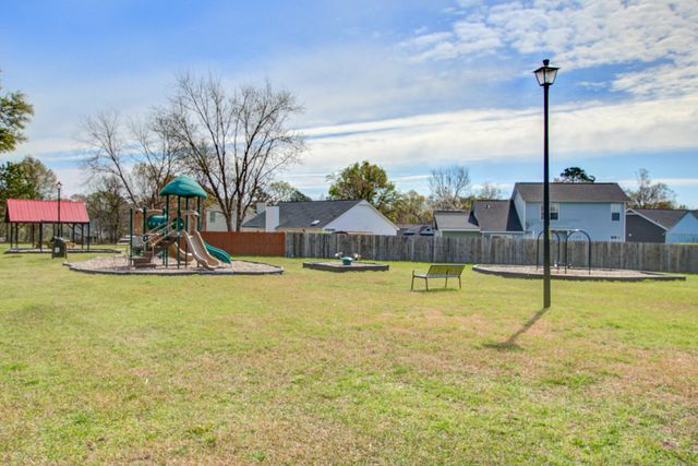 141 Persimmon Circle, Goose Creek, SC 29445