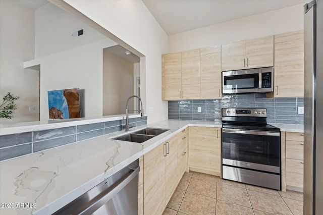 1914 E CITATION Lane, Tempe, AZ 85284