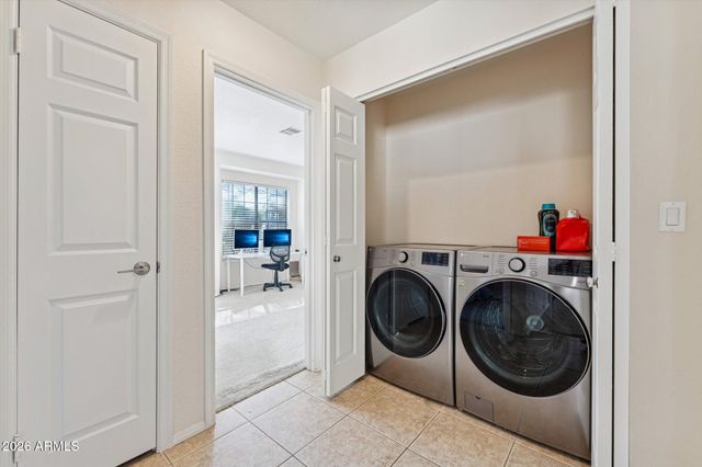 1914 E CITATION Lane, Tempe, AZ 85284