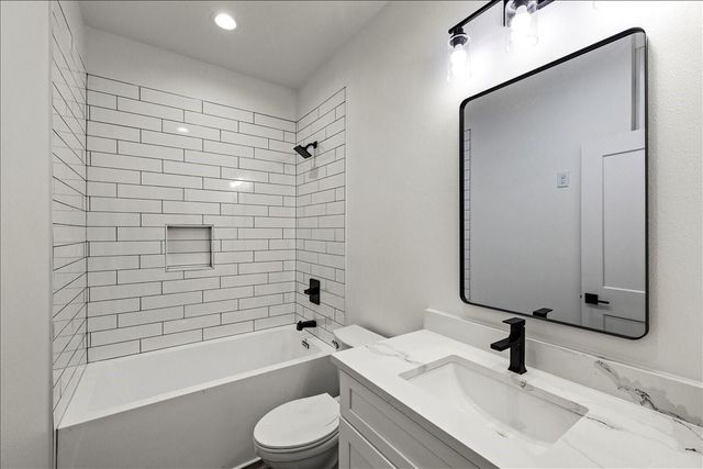 14103 W 3rd Street, Santa Fe, TX 77510