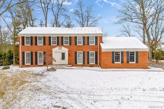 4970 Hardwoods Drive, West Bloomfield Charter Township, MI 48323