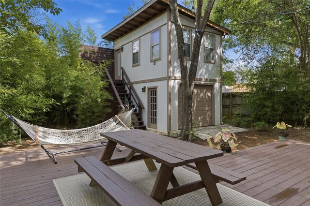 2113 Oxford Ave, Austin, TX 78704