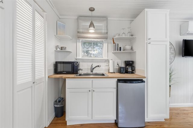 2113 Oxford Ave, Austin, TX 78704