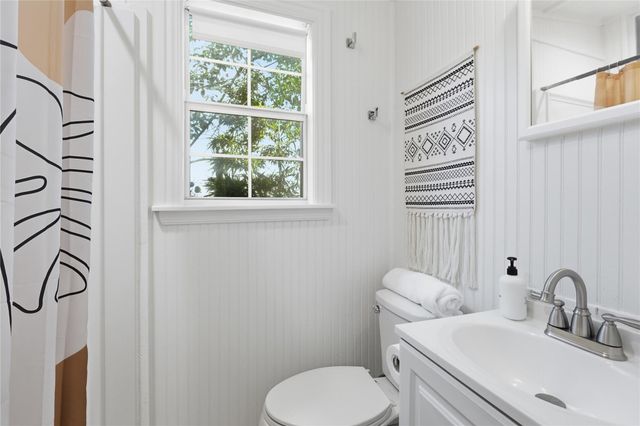 2113 Oxford Ave, Austin, TX 78704