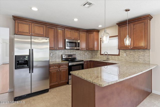 13 Bimini Drive, Toms River, NJ 08757