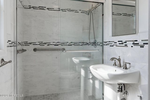 13 Bimini Drive, Toms River, NJ 08757