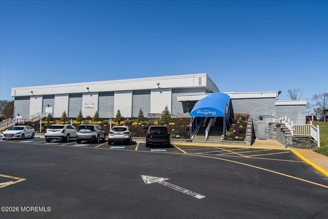 13 Bimini Drive, Toms River, NJ 08757