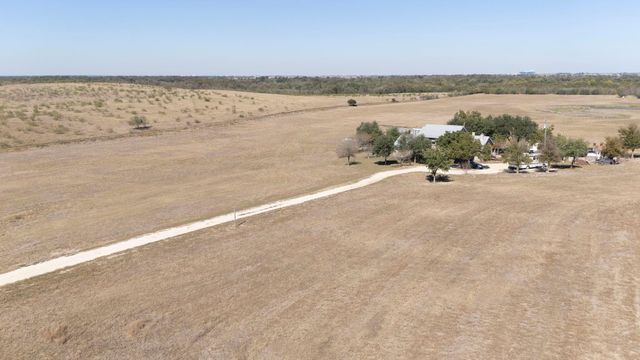 20181 Janak RD, Coupland, TX 78615