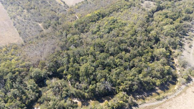 20181 Janak RD, Coupland, TX 78615