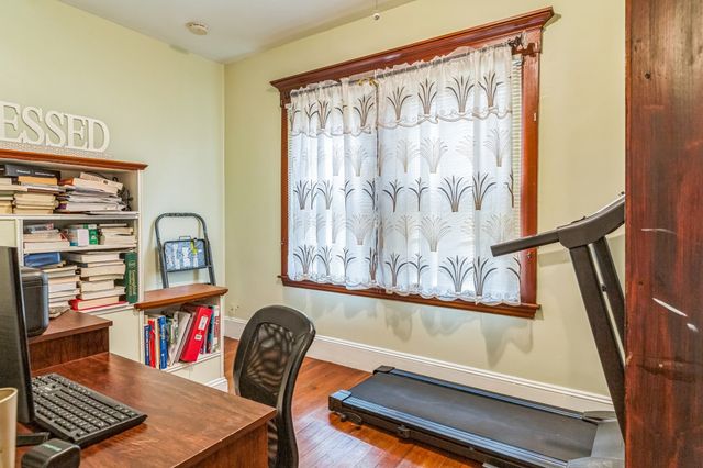 563 Union St, New Bedford, MA 02740