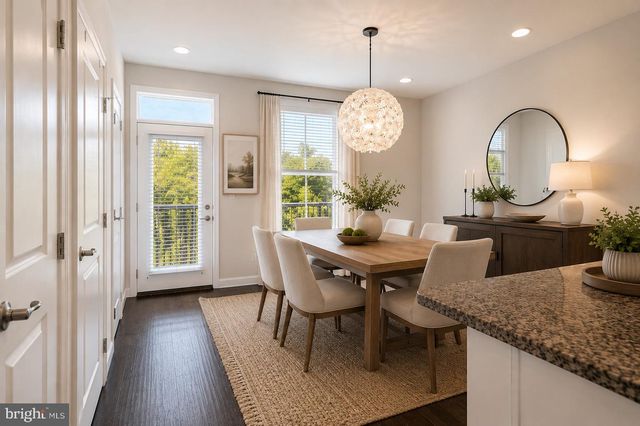 6102 CHRONICLE ST, Hyattsville, MD 20782