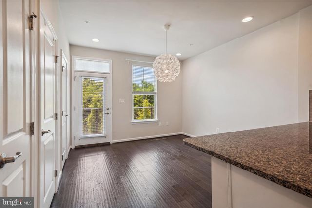 6102 CHRONICLE ST, Hyattsville, MD 20782
