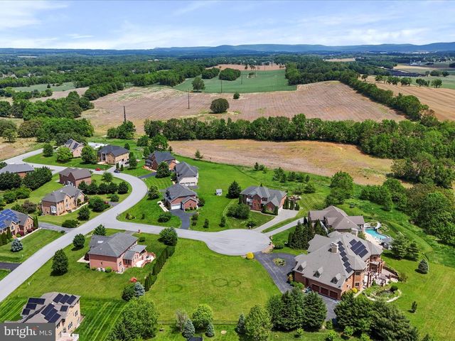 20505 SHAHEEN LN, Hagerstown, MD 21742