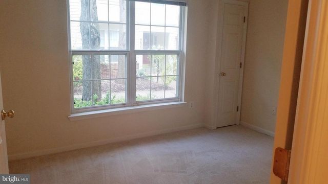9609 ATHENS PL, Gaithersburg, MD 20878