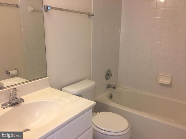 9609 ATHENS PL, Gaithersburg, MD 20878