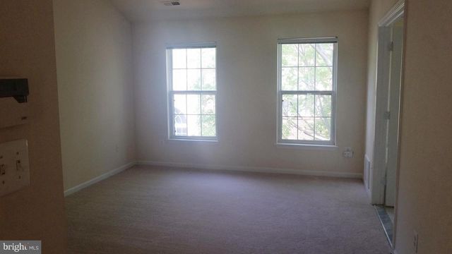 9609 ATHENS PL, Gaithersburg, MD 20878
