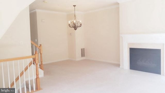 9609 ATHENS PL, Gaithersburg, MD 20878