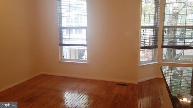9609 ATHENS PL, Gaithersburg, MD 20878
