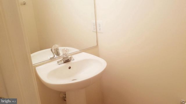 9609 ATHENS PL, Gaithersburg, MD 20878