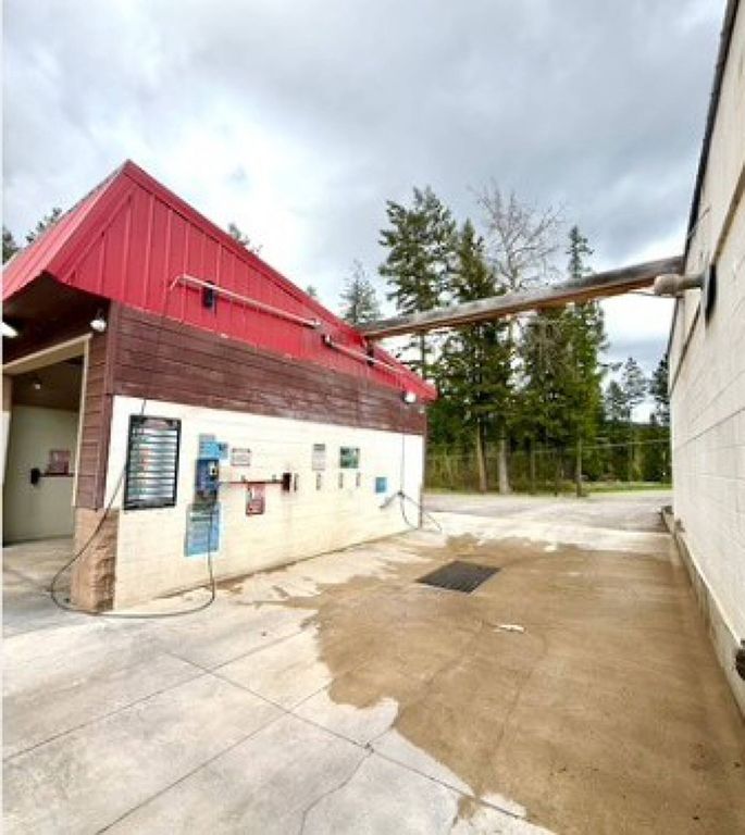 8539 Montana Hwy 35, Bigfork, MT 59911 photo 5