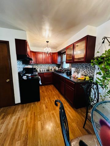 3858 E Lakeview Drive, Kankakee, IL 60901
