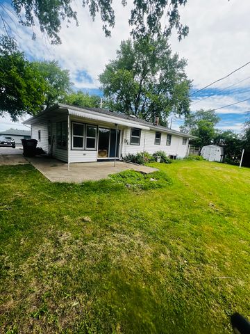 3858 E Lakeview Drive, Kankakee, IL 60901