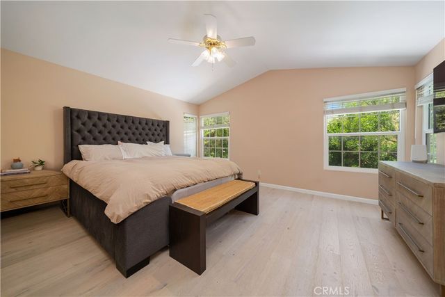 5371 Carmento Drive, Oak Park, CA 91377