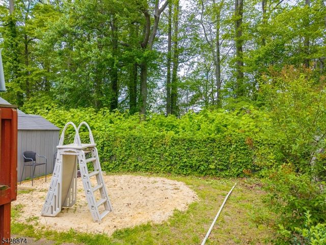 260 Greenwood Dr, Old Bridge Twp., NJ 07735