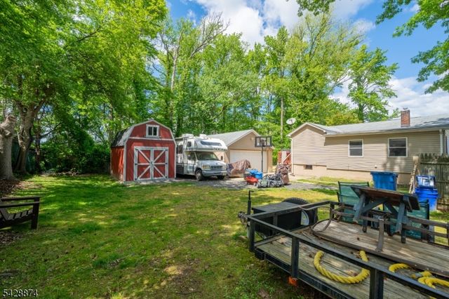 260 Greenwood Dr, Old Bridge Twp., NJ 07735